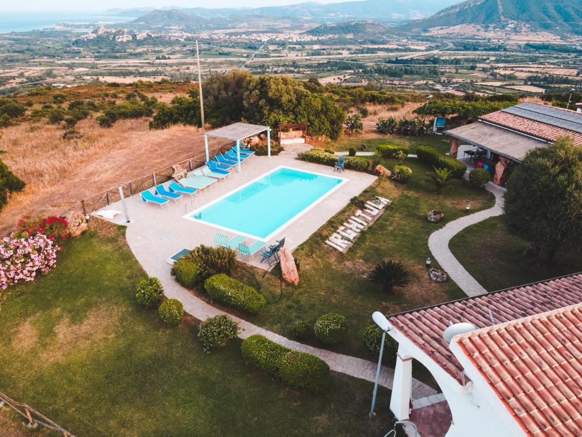 Agriturismo Irghitula Posada  Bagian luar foto
