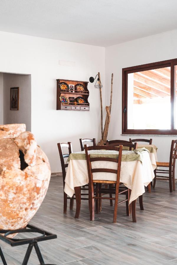 Agriturismo Irghitula Posada  Bagian luar foto